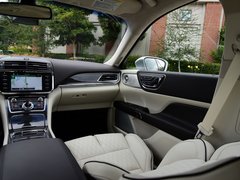 2017款 3.0T 四驱总统版