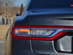 2017款 3.0T 四驱尊耀版