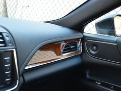 2017款 3.0T 四驱尊耀版