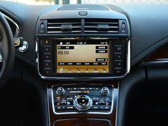 2017款 3.0T 四驱尊耀版