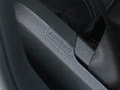 2016款 C 200 运动版