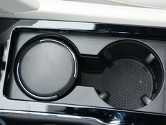 2017款 530 V6 四驱至尊旗舰版