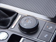 2017款 530 V6 四驱至尊旗舰版