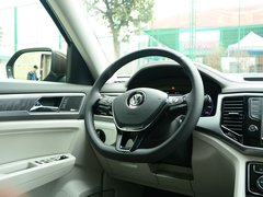 2017款 530 V6 四驱至尊旗舰版