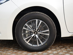 2017款 1.2T E 手动新锐版