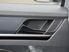 2017款 230TSI 自动舒适型