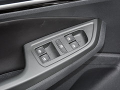 2017款 230TSI 自动舒适型