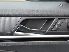2017款 230TSI 自动舒适型