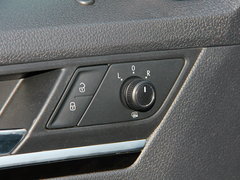 2017款 230TSI 手动舒适型