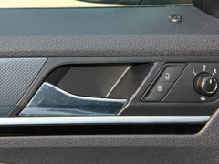 2017款 230TSI 手动舒适型