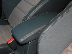 2017款 230TSI 手动舒适型