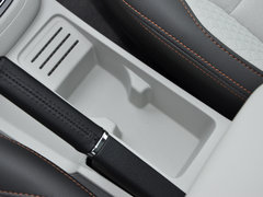 2017款 1.6L 手动豪华型