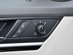 2017款 1.6L 手动豪华型