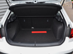2017款 1.6L 自动舒适型