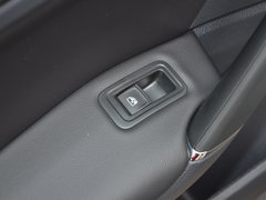 2017款 1.6L 自动舒适型