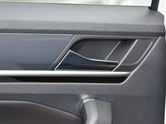 2017款 1.6L 自动舒适型