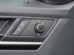 2017款 1.6L 自动舒适型