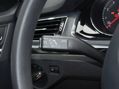 2017款 1.6L 自动舒适型