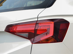 2017款 1.6L 自动舒适型