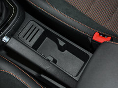 2017款 1.6L 手动舒适型