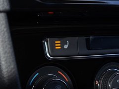 2017款 230TSI 自动豪华型