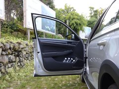 2017款 230TSI 自动豪华型