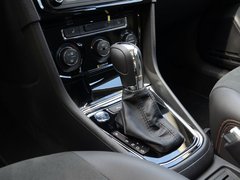 2017款 230TSI 自动豪华型