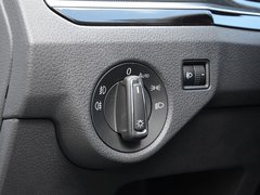 2017款 230TSI 自动豪华型