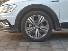 2017款 230TSI 自动豪华型