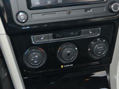 2017款 230TSI 自动豪华型