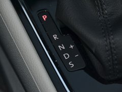 2017款 230TSI 自动豪华型