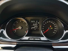 2017款 230TSI 自动豪华型
