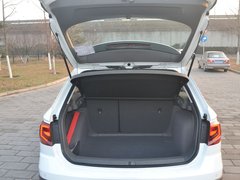 2017款 230TSI 自动豪华型