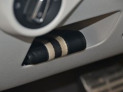 2017款 230TSI 自动豪华型