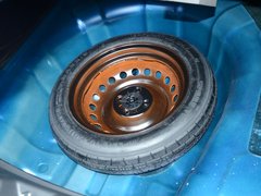 2017款 三厢 1.6L AT Premium