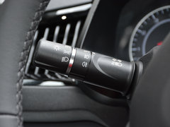 2017款 红标 1.5T 自动精英型