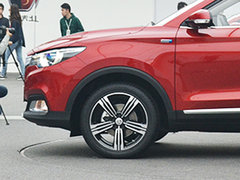 2017款 1.5L 自动尊享互联网版