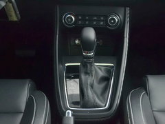 2017款 1.5L 自动尊享互联网版