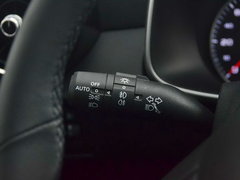 2017款 1.5L 自动尊享互联网版