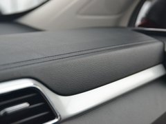 2017款 1.5L 自动尊享互联网版