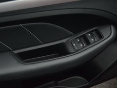 2017款 1.5L 自动尊享互联网版