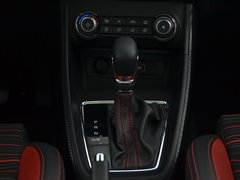 2017款 1.5L 自动尊享互联网版
