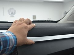 2017款 1.5L 自动尊享互联网版