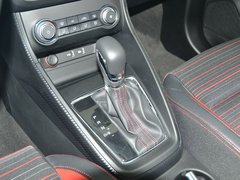 2017款 1.5L 自动尊享互联网版