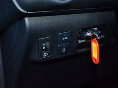 2017款 230THP 自动先锋型