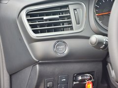 2017款 230THP 自动先锋型