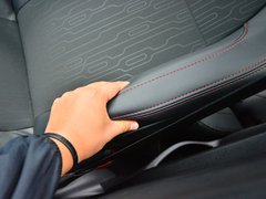 2017款 230THP 自动先锋型