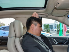 2017款 3.0T 四驱总统版