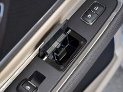 2017款 3.0T 四驱总统版