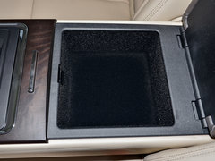 2017款 3.0T 四驱总统版